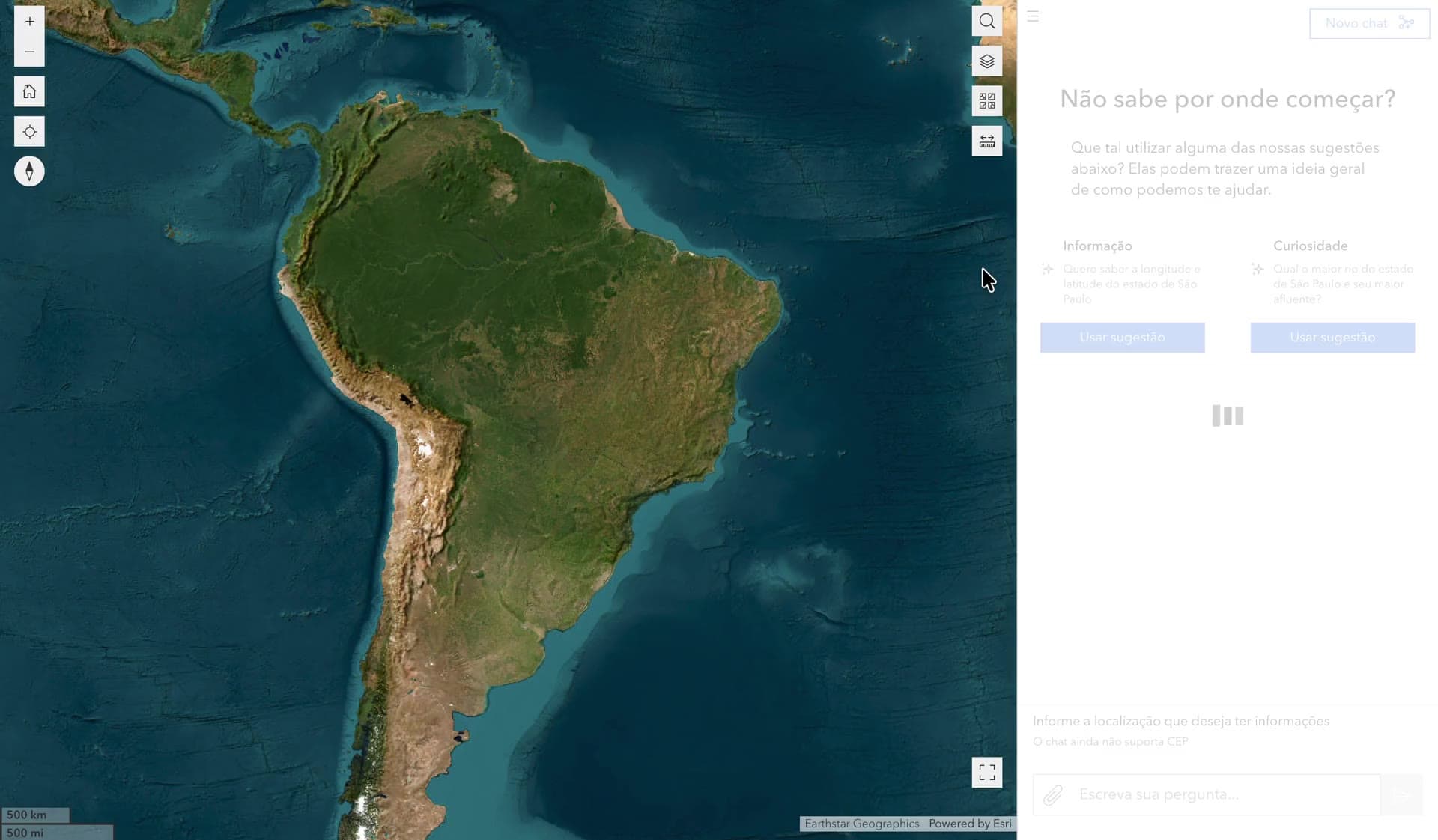Percurso pelo MapsAI: a pergunta em português sendo escrita no painel de conversa e o mapa respondendo com as ocorrências, o mapa de calor e os clusters sobre o território